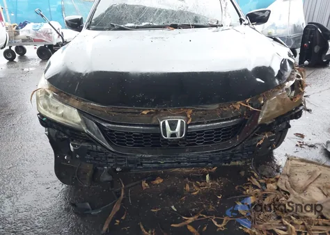 2017 Honda Accord Sport Se z USA, uszkodzony, nr VIN 1HGCR2F10HA204738